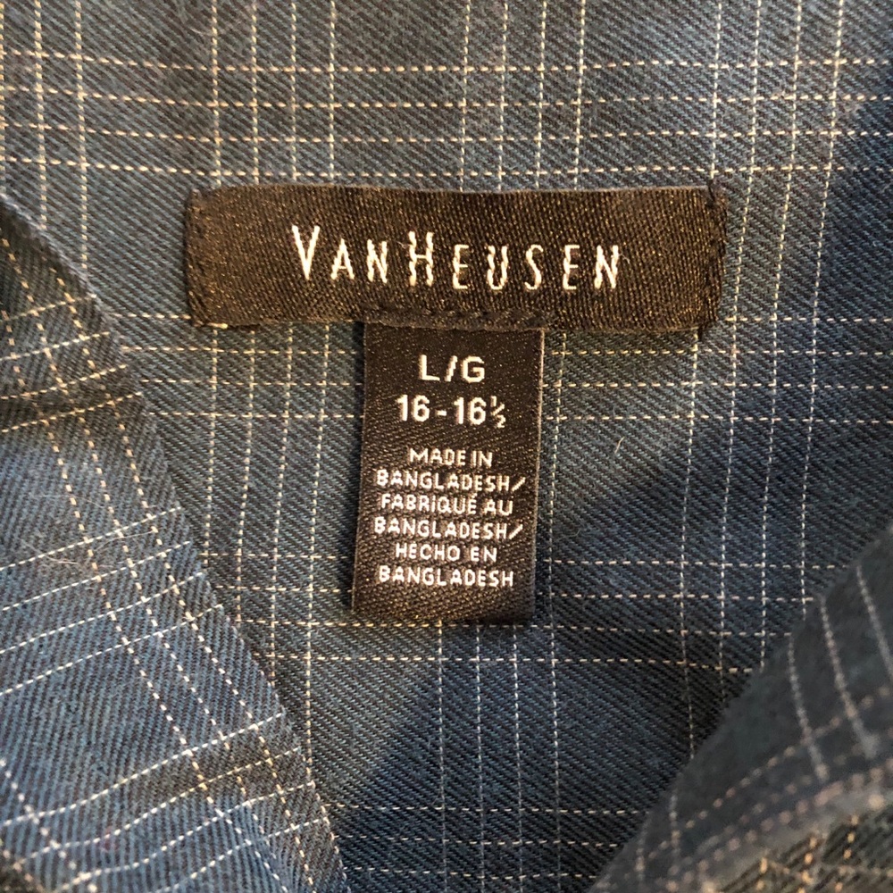 VanHeusen blue & cream plaid button down top sz L - Picture 2 of 8